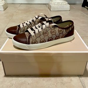 Michael Kors Sneakers